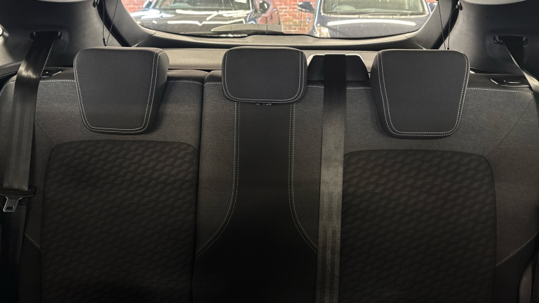 Ford Puma 1.0 EcoBoost Hybrid mHEV Titanium 5dr Petrol Hatchback